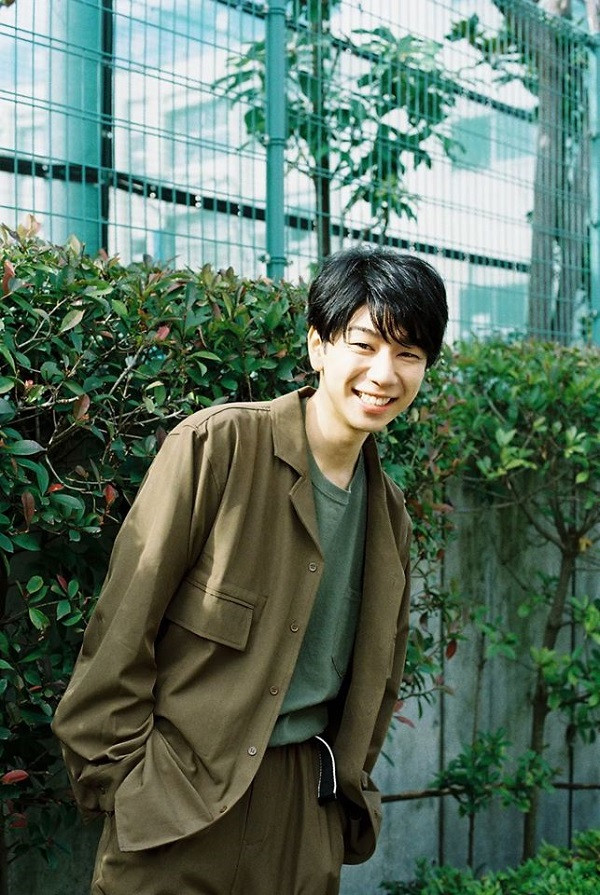 Trong thế giới fangirl: Giữa thế giới ồn ã, tiếng hát của thiên sứ Kouchan là rực rỡ nhất ảnh 3