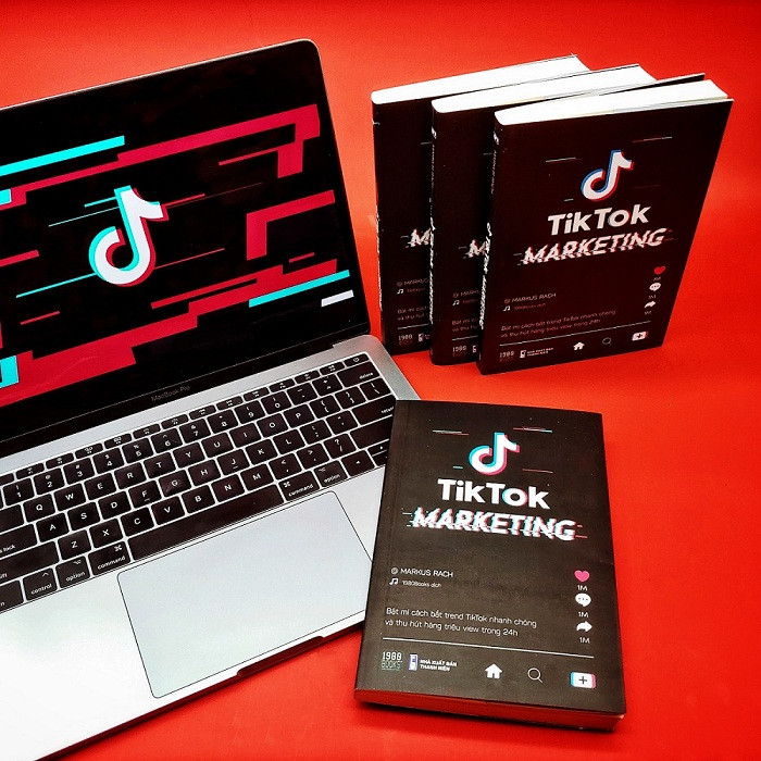 Muốn nổi tiếng và có nhiều tương tác trên TikTok: Học ngay các tips hay ho trong sách này ảnh 3