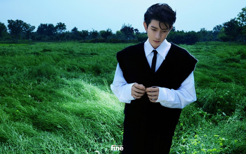 Trong thế giới fangirl: Trưởng thành chưa bao giờ là điều dễ dàng, phải không Vương Nguyên ảnh 4