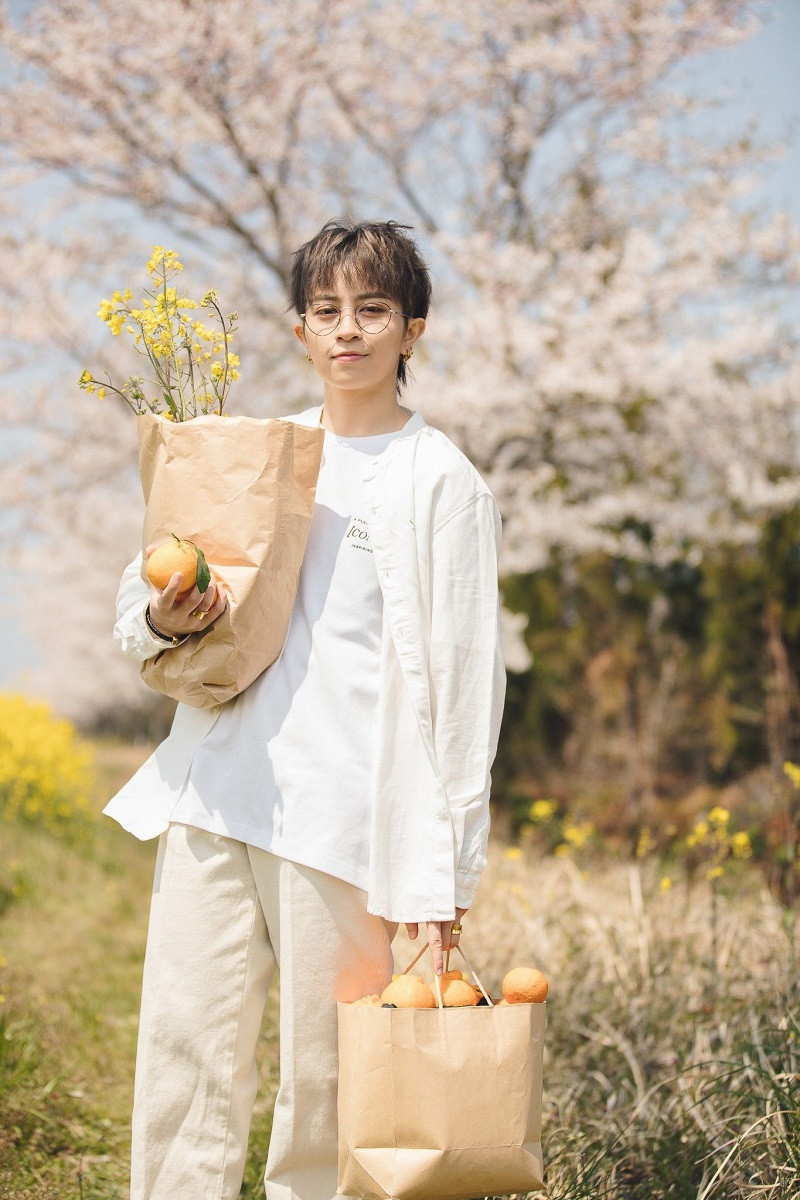 Trong thế giới fangirl: Phía sau lưng Gil có mình, luôn dõi theo và yêu mến bạn! ảnh 3