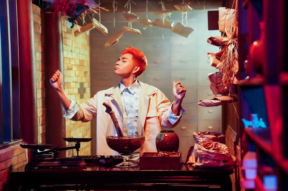 Trong thế giới fangirl: Jun Phạm đã mang lại tình yêu văn học Việt trong tôi ảnh 1