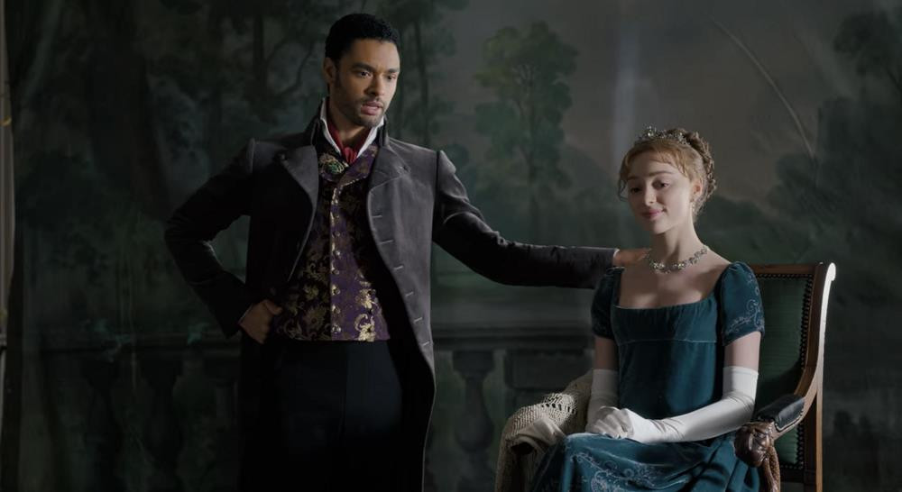 “Bridgerton” và những bộ trang phục lộng lẫy: Mỗi một màu sắc “bật mí” một bí mật ảnh 12