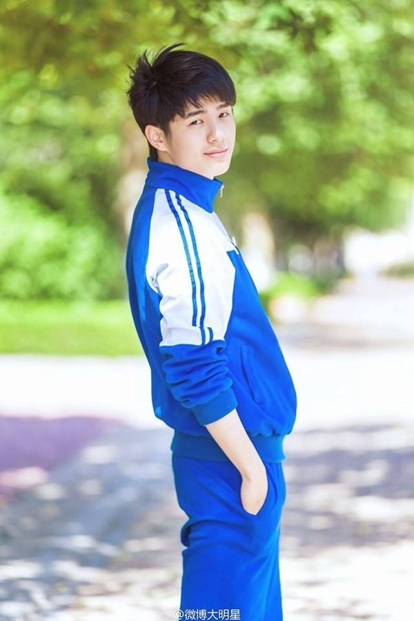 Trong thế giới fangirl: Đến gặp cậu vì Dư Hoài, ở lại vì cậu là Lưu Hạo Nhiên ảnh 1