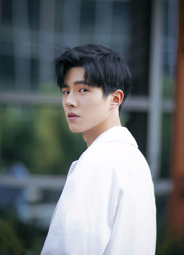 Trong thế giới fangirl: Đến gặp cậu vì Dư Hoài, ở lại vì cậu là Lưu Hạo Nhiên ảnh 3