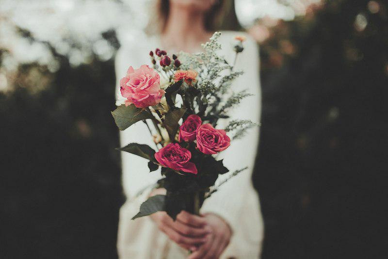 Rồi mọi chuyện sẽ ổn thôi, chúng ta sẽ cùng nhau sải bước “trên hoa hồng”! ảnh 1