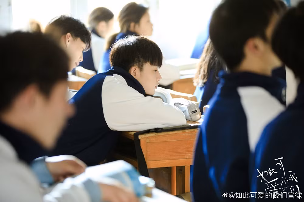 Tớ gọi cậu là Màu Thanh Xuân và tớ thích cậu rất nhiều, thật đấy! ảnh 1