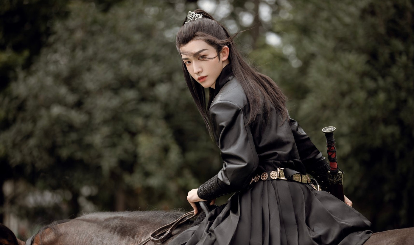 Lưu Vũ của “Sáng Tạo Doanh 2021“: Là mỹ nam cổ trang TikToker nổi tiếng, được Cúc Tịnh Y cổ vũ ảnh 8