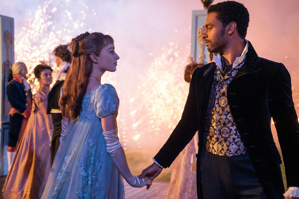 Một chuyện tình lãng mạn và ngọt ngào giữa Daphne và Simon. Chân dung gia đình thượng lưu “Bridgerton” của Netflix: Trai thì xinh, gái thì đẹp! ảnh 1