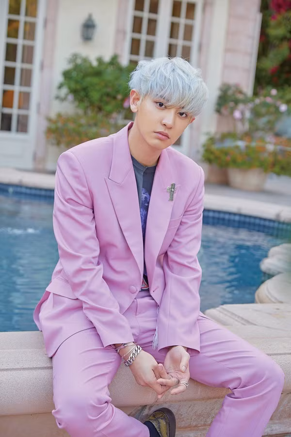 Trong thế giới fangirl: Chỉ cần nhìn thấy Park Chanyeol, mình sẽ chẳng bao giờ buồn được ảnh 1
