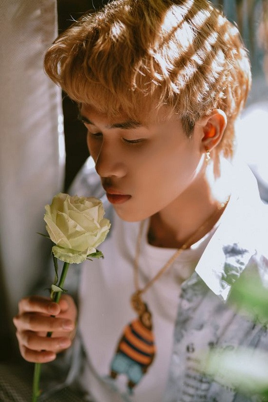 Trong thế giới fangirl: Jack là một đóa thiên quỳ tử luôn vươn mình dẫu đời lắm chông gai ảnh 3