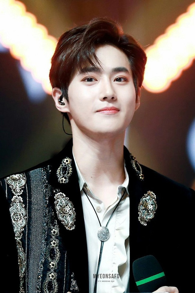 Trong thế giới fangirl: Kim Jun-myeon đã chiếm trọn trái tim thiếu nữ của tôi! ảnh 2