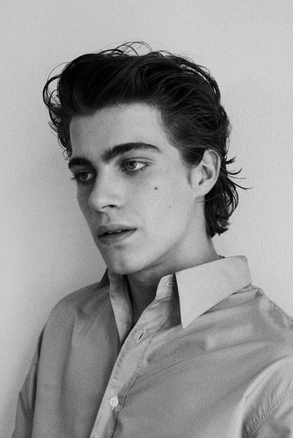 Hội mỹ nam khiến bao trái tim chao đảo của Netflix: Bạn đã xem phim của họ chưa? ảnh 1