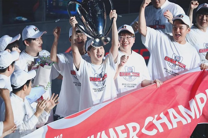 Tổng kết cuộc thi “Trong thế giới fangirl”: Những câu chuyện lấp lánh và tràn đầy cảm hứng ảnh 3