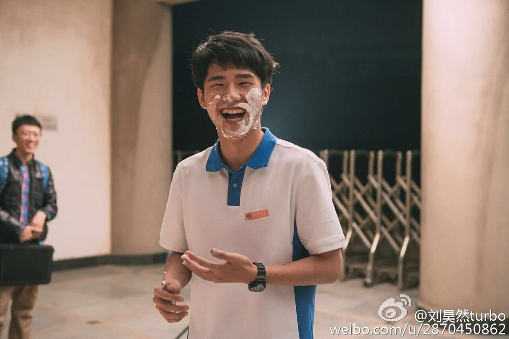 Bạn đọc sáng tác: Thanh xuân bạn ơi, tôi vẫn mơ giấc mơ ngày xưa đấy thôi ảnh 2