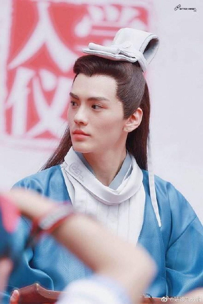 “Thư sinh xinh đẹp” còn chưa chiếu, netizen Trung đã dự đoán khó vượt qua bản Hàn ảnh 9