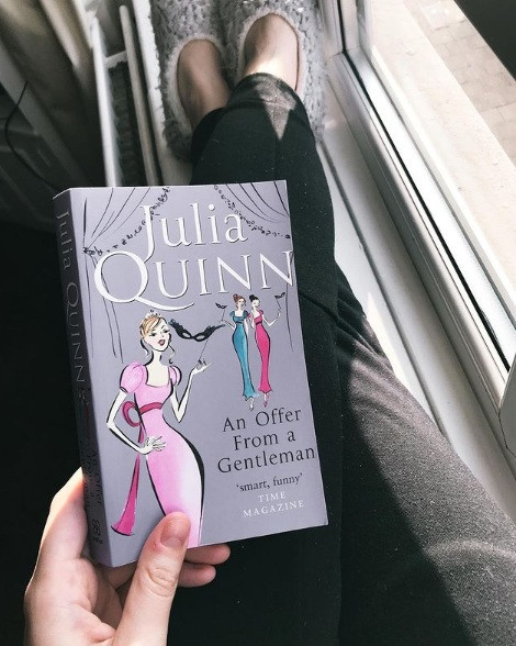 Mê mẩn “Bridgerton” của Netflix, không thể bỏ qua bộ tiểu thuyết lãng mạn của Julia Quinn ảnh 8