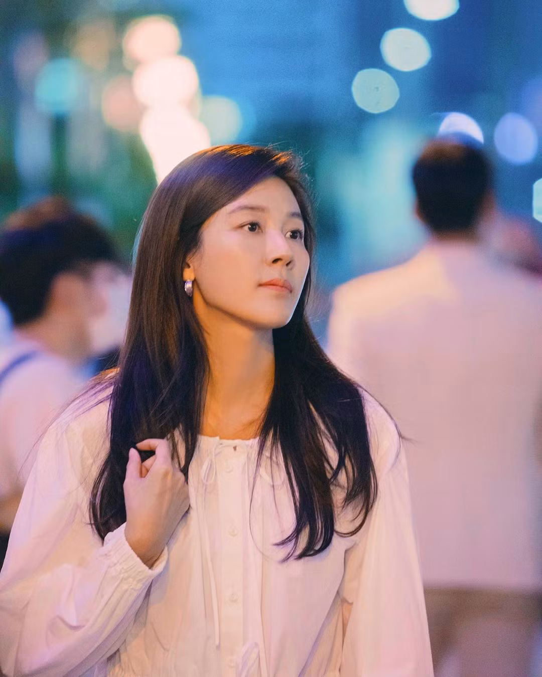Trong “18 Again” có một gia đình cực phẩm: Đẹp và giỏi đều, lại vô cùng cá tính! ảnh 7