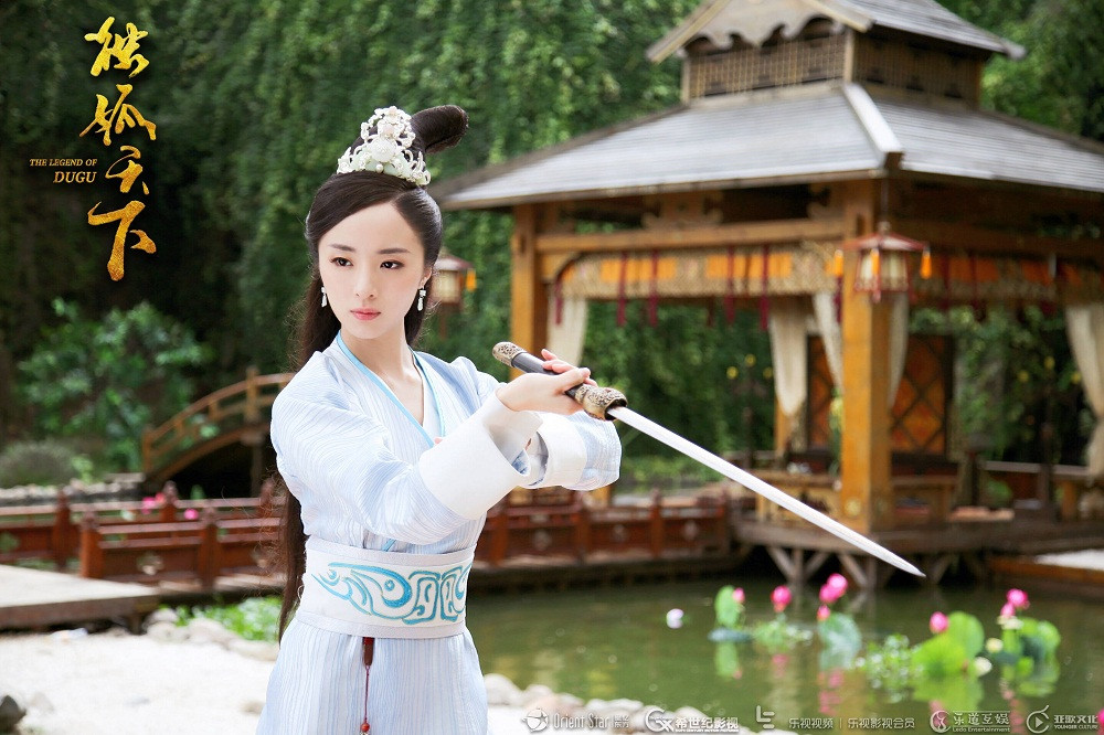 Mỹ nữ Hoa ngữ diễn hoài không nổi tiếng: Người là “bình cứu hỏa”, người như kẻ vô hình ảnh 2