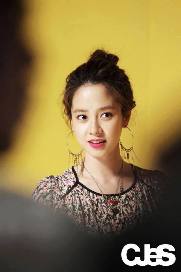 Cuối cùng, tôi đã tìm thấy ước mơ và hy vọng của mình, tìm thấy được hình tượng bấy lâu nay tôi luôn muốn theo đuổi - đó là chị Song Ji Hyo. Trong thế giới fangirl: Mong Ji đã cho một cô gái nhỏ là tôi đây ước mơ và hy vọng ảnh 1