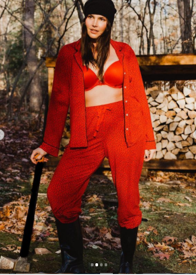 Người mẫu ngoại cỡ Candice Huffine trình diễn nội y nóng bỏng ảnh 2