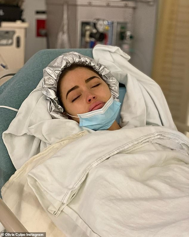 Hoa hậu Hoàn vũ Olivia Culpo khoe dáng đẹp như tạc tượng giữa biển trời ảnh 7