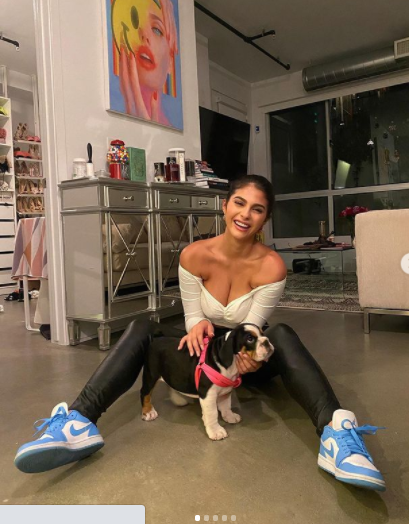 Tyga đi biển cùng bạn gái cũ 'bốc lửa' không kém tình xưa-tỷ phú Kylie Jenner ảnh 9