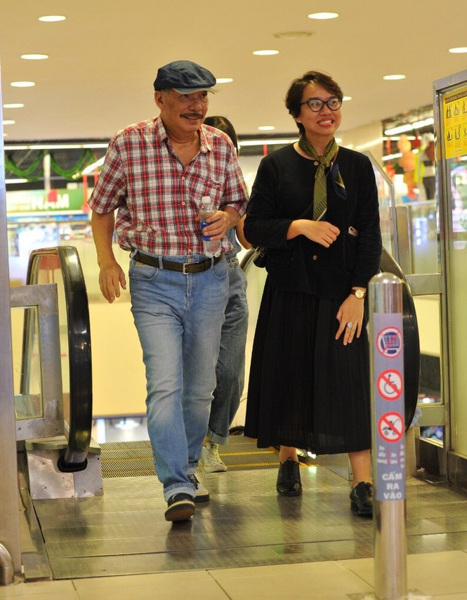 Showbiz 19/12: Cát Phượng viết tâm thư xin lỗi NSND Việt Anh liên quan vụ gặp gymer ảnh 3