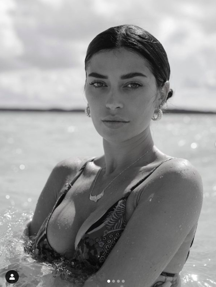 Nicole Williams khoe đường cong thể hình sexy với nội y ảnh 9