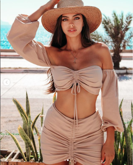 Priscilla Huggins Ortiz ngọt ngào và nóng bỏng gây 'chao đảo' ảnh 10