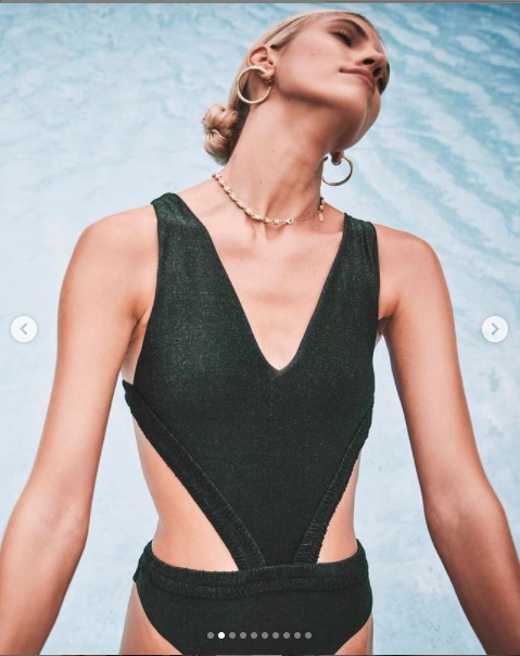 Devon Windsor mặc bikini thả dáng quyến rũ ngất ngây bên chồng ảnh 7