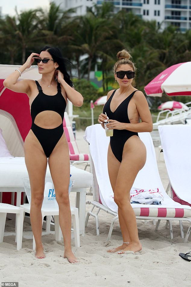 Larsa Pippen cực nóng bỏng với áo tắm ở tuổi 46 gây ngưỡng mộ ảnh 3