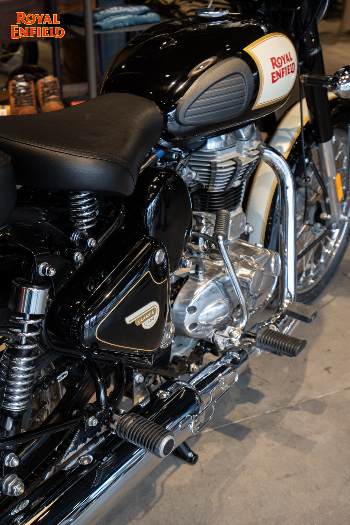 Royal Enfield Classic & Bullet 2020: Sự trở lại của một huyền thoại ảnh 3