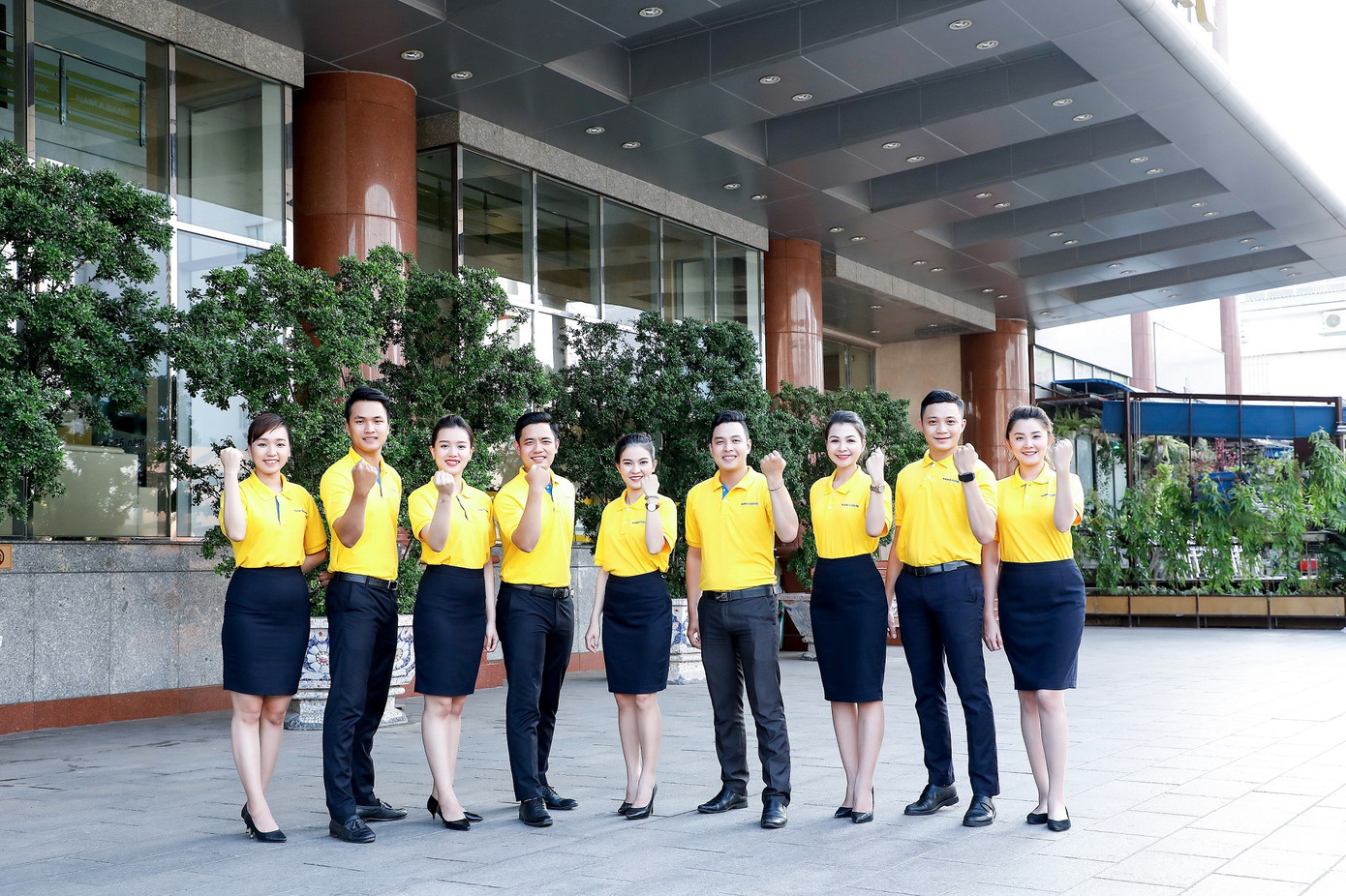 Nam A Bank tặng bảo hiểm sức khỏe Covid-19 cho cán bộ nhân viên ảnh 1