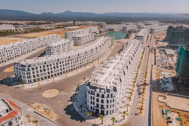 Condotel là kênh đầu tư sinh lời hấp dẫn nếu biết 'chọn mặt gửi vàng' ảnh 1