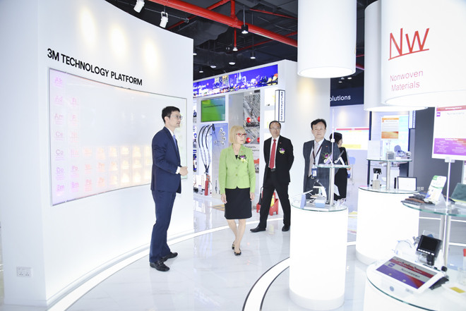 Xu hướng của phụ nữ hiện đại thế giới: bình đẳng đến từ nội lực ảnh 2