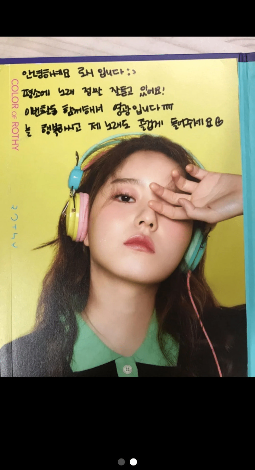 Album nghệ sĩ ký tặng CLC bị rao bán, các fan tranh cãi do không tôn trọng hay bị đánh cắp ảnh 3