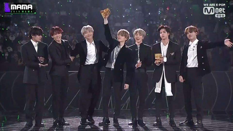 MAMA 2020: BTS “chốt đơn” tham dự, CJ E&M đề xuất tái hợp Wanna One cho sân khấu đặc biệt ảnh 2