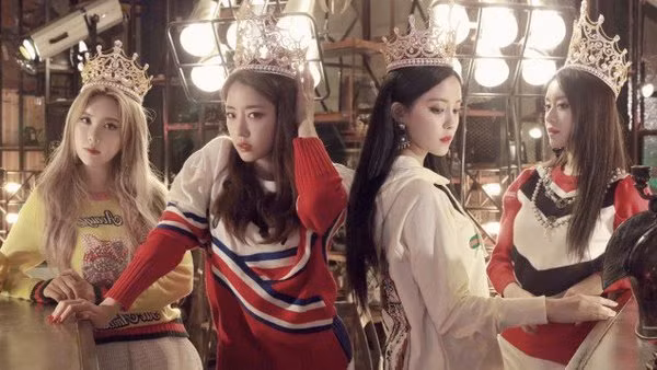 Fan K-Pop xúc động khi 4 thành viên T-ARA bất ngờ tái xuất sau 3 năm vắng bóng ảnh 2