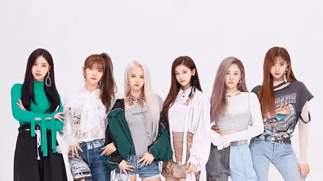 Dù chưa được công bố, nhưng đây chắc chắn là những màn comeback được fan trông đợi nhất ảnh 6