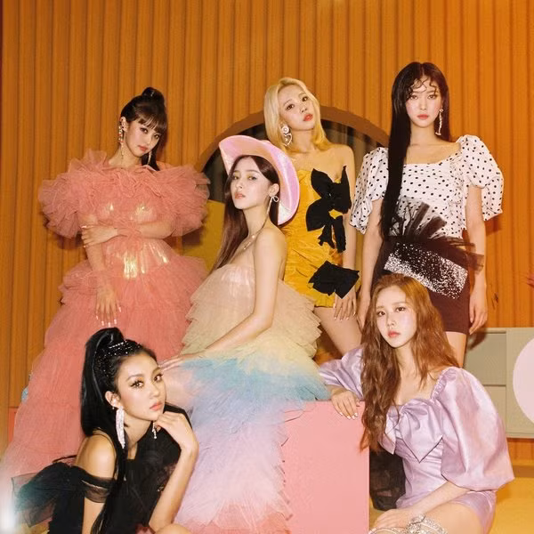 ChungHa xin lỗi fan sau khi dương tính COVID-19, loạt sao Hàn tiếp xúc phải xét nghiệm gấp ảnh 4