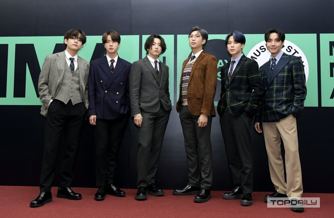 BTS gây bão với sân khấu “Black Swan”, khiến fan xúc động vì tình đồng đội tại MMA 2020 ảnh 1