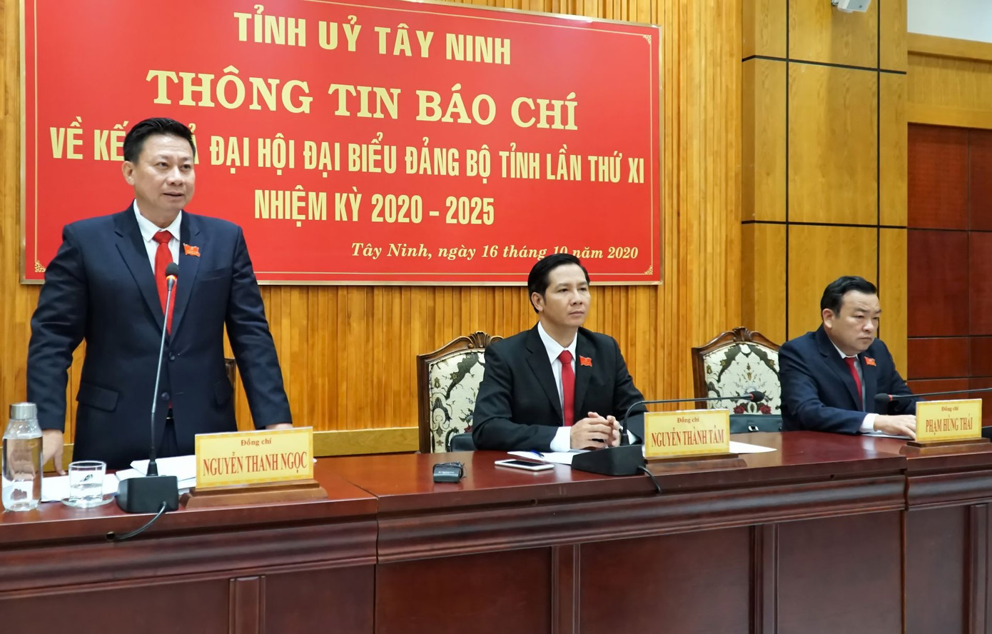 Tân Bí thư Tỉnh ủy 46 tuổi trải lòng với thanh niên ngay sau khi đắc cử ảnh 2