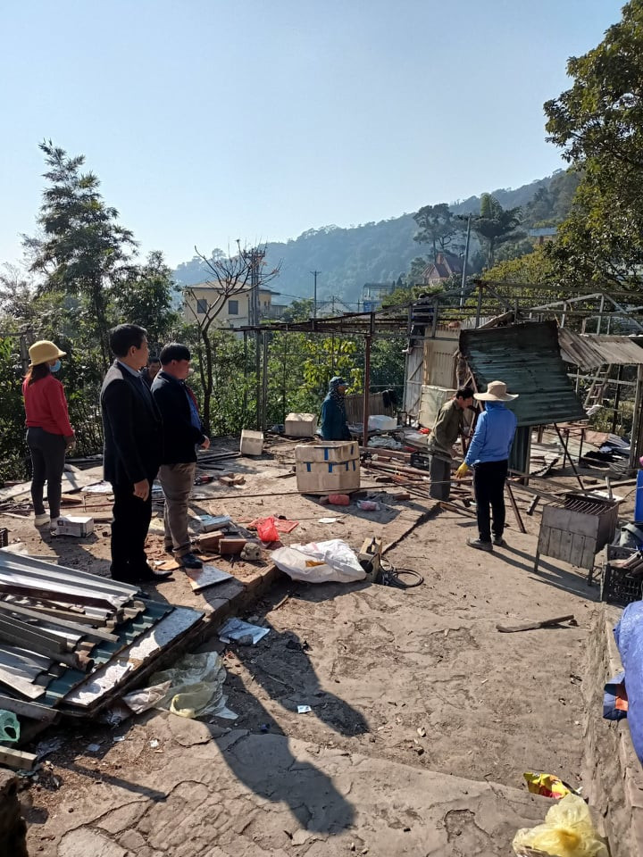 Tiếp tục tháo dỡ loạt công trình xây dưng trái phép tại Tam Đảo ảnh 1