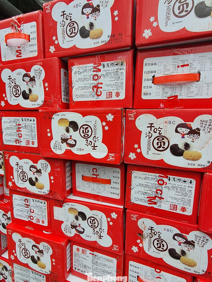 Thủ phủ bánh kẹo La Phù tất bật không ngơi tay dịp Tết ảnh 8