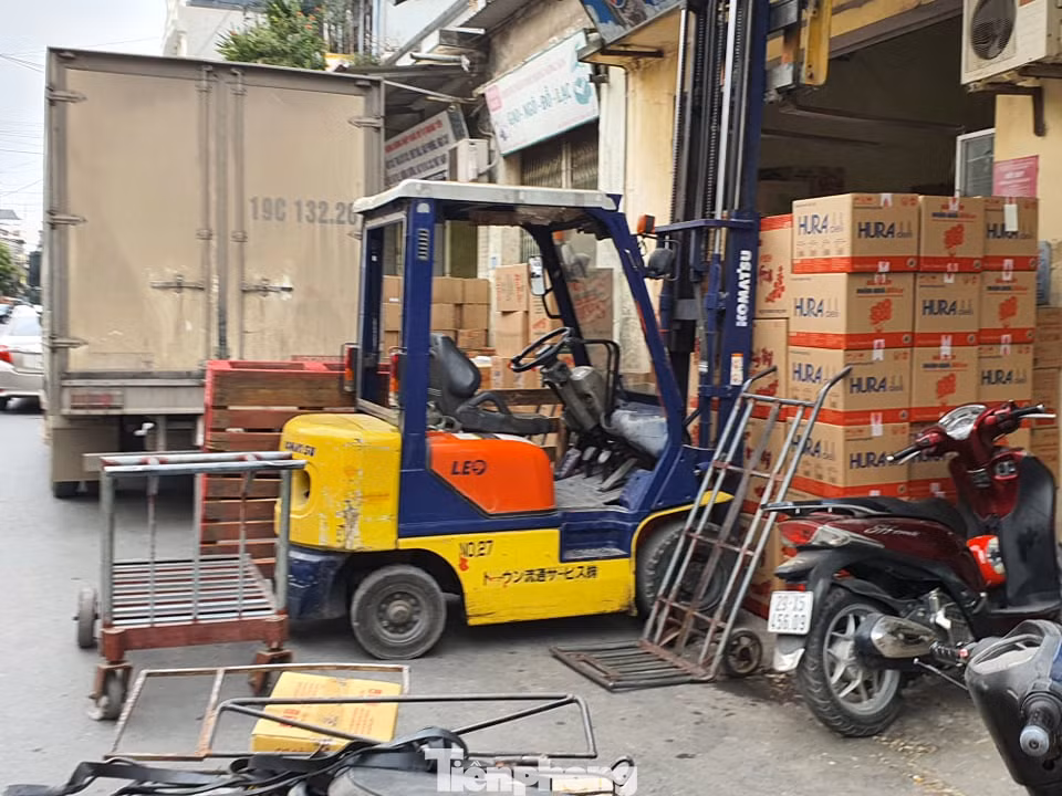 Thủ phủ bánh kẹo La Phù tất bật không ngơi tay dịp Tết ảnh 11