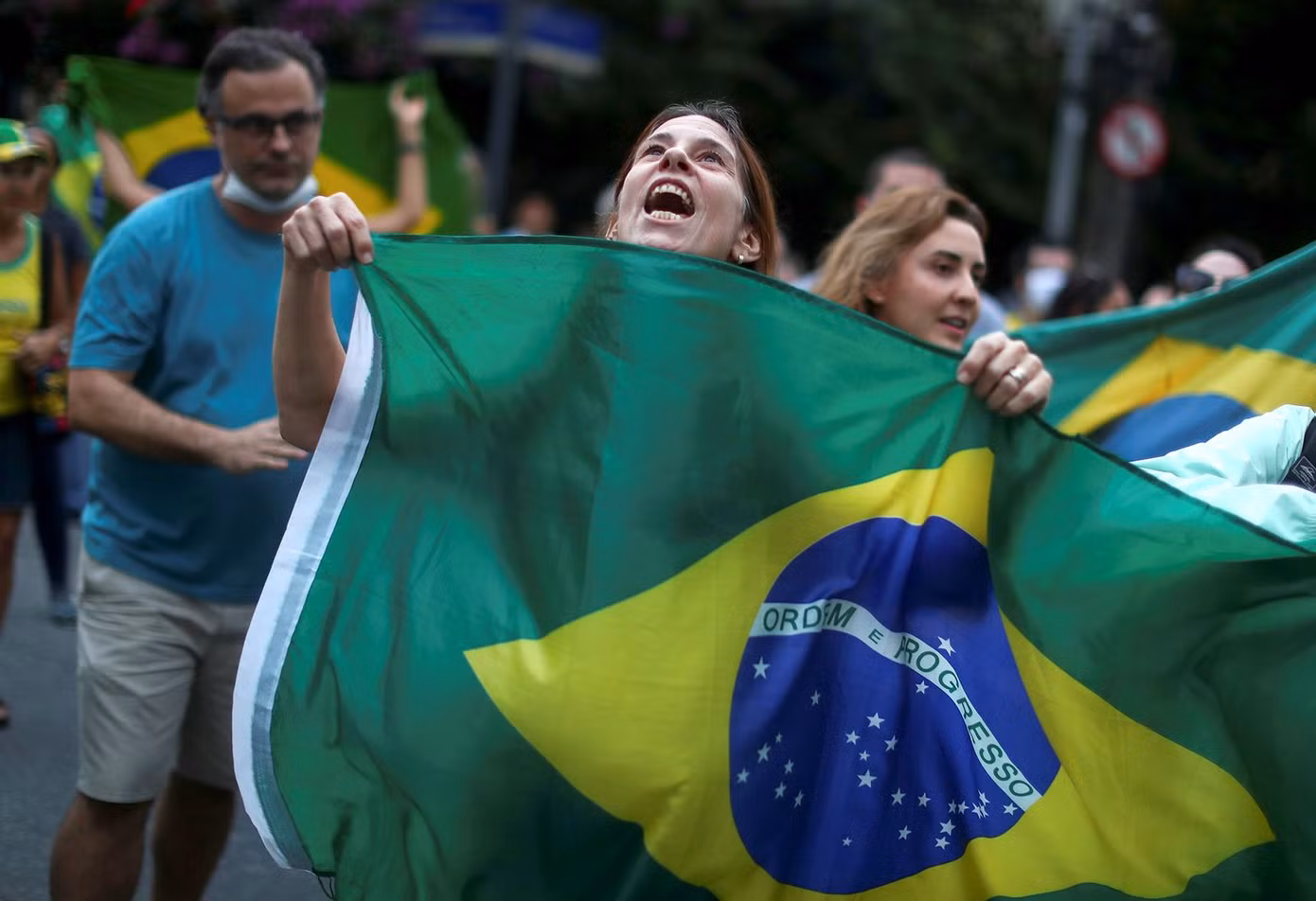 Brazil cực nhọc vật lộn với COVID-19 ảnh 10