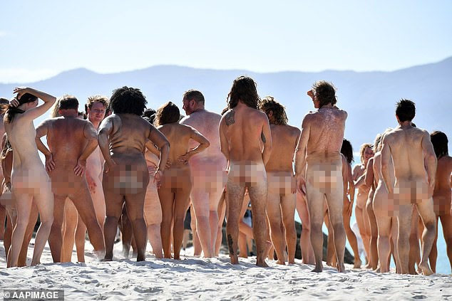 Showbiz 26/11: Jun Vũ bị gạ 'đi khách' với giá gây sốc ảnh 3