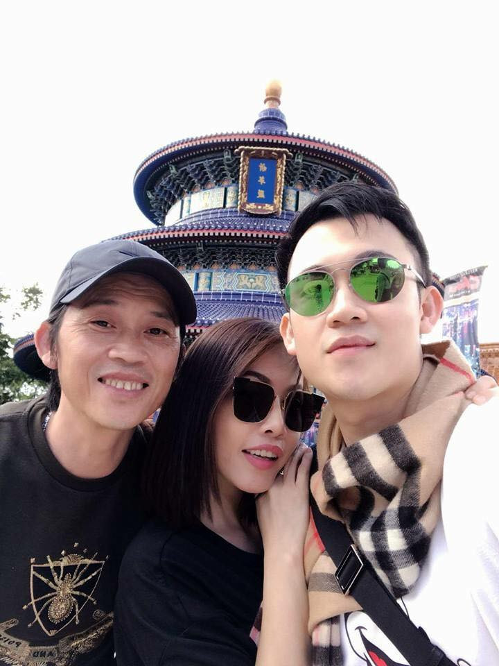 Nhan sắc xinh đẹp và thông tin ít người biết về em gái ruột Hoài Linh ảnh 3