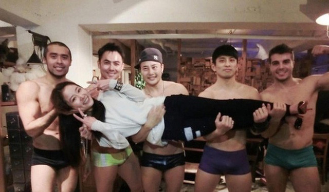 loat_anh_bikini_nam_17_tuoi_va_sinh_nhat_thac_loan_cua_lam_tam_nhu_bi_dao_boi_lai3_zvis.jpg