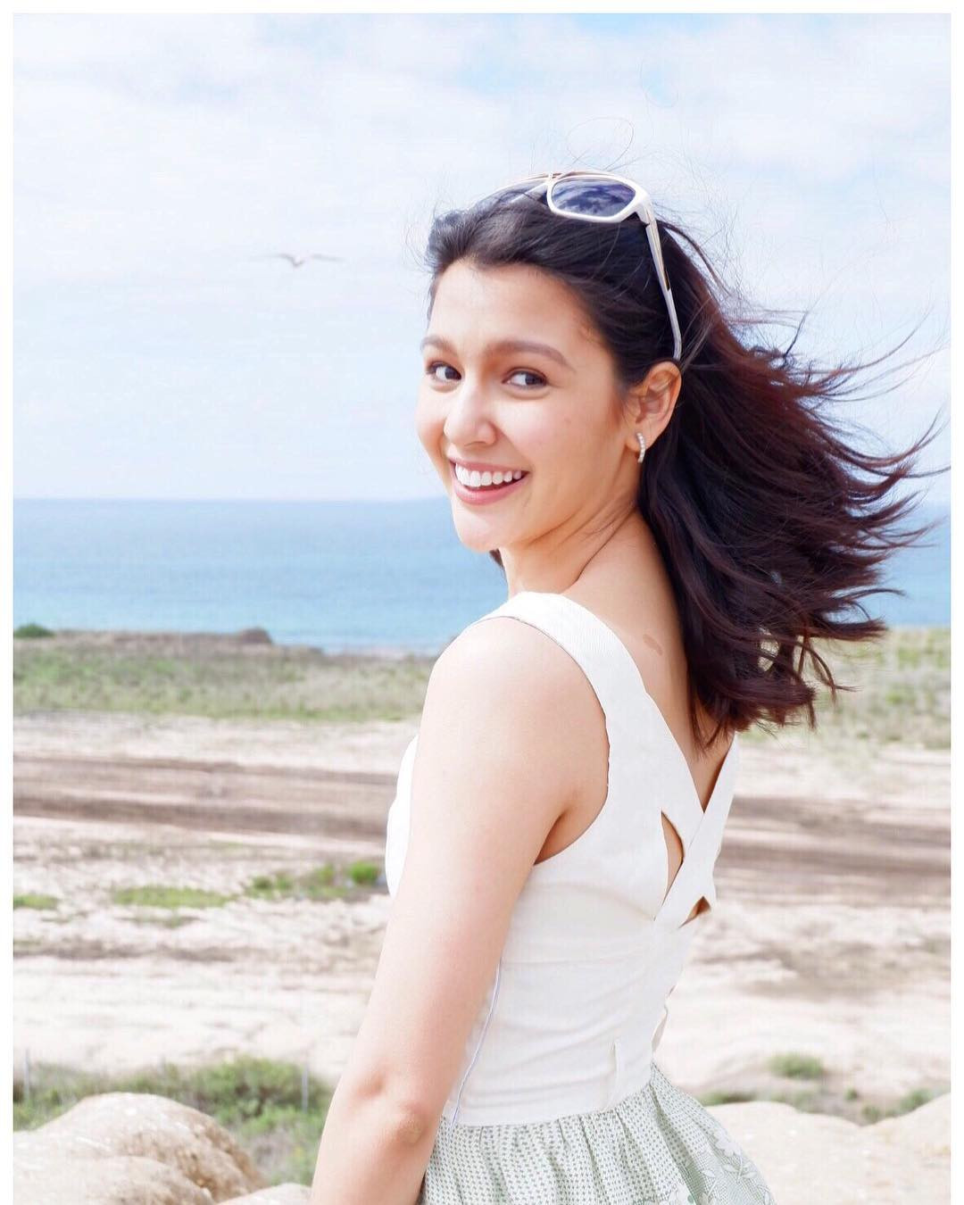 Nhan sắc của 11 hoa hậu đồng hành cùng SEA Games 30 ảnh 11